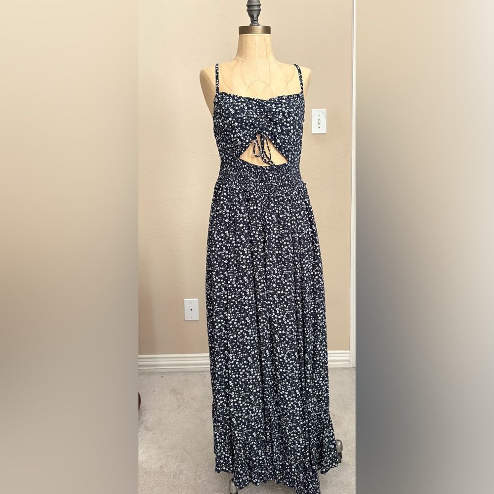 Hollister Navy and White Floral Dress
